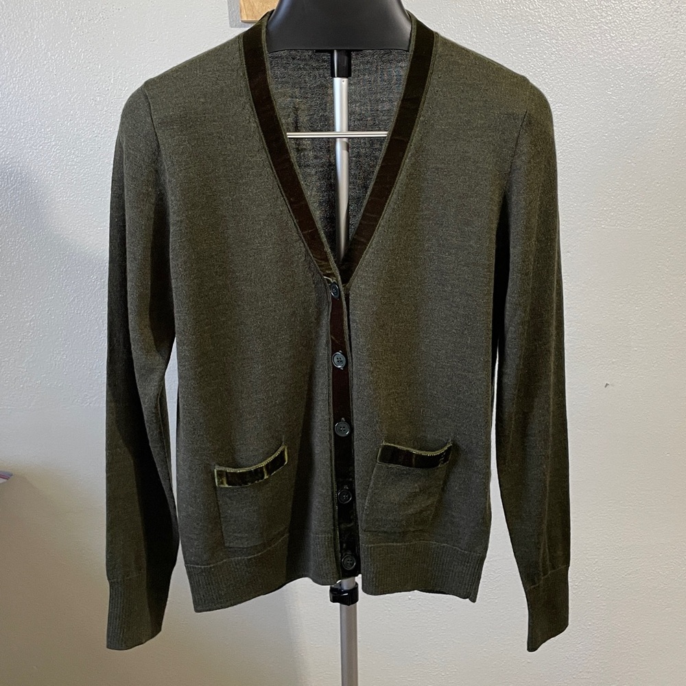 J Crew Mossy Green Merino Wool Blend Cardigan Velvet Trim Button Medium Soft